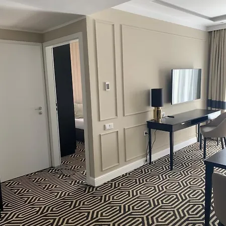 Lena F407 Uzdrowiskowa Park Świnoujście